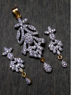 CZ Pendant With Earrings